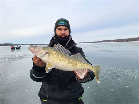 Manitoba Fishing Guide: Fishing Season In Manitoba