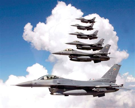 Top 7 Facts About The F-16 Fighting Falcon - Endless Awesome