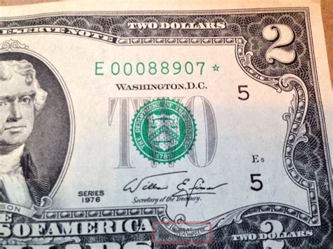 Two Dollar Bill 1976 E Richmond, Virginia Star Note With Low / 3 - 000 ' S