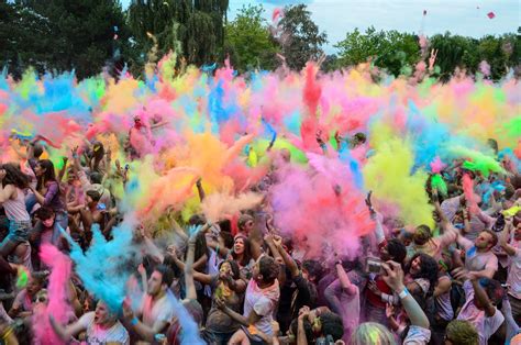 Holi Festival of Colours 2017 | Things to do in Barcelona