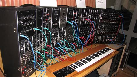 Fascinating: A demonstration of a Moog synth from 1970 | Alan Cross