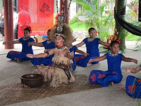 Samoan dance Samoan Dance, Samoan People, Upolu, Taupo, Melanesia ...