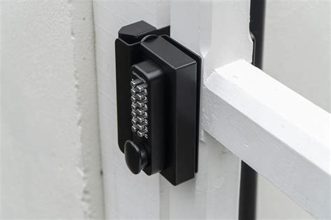 Superlock Surface Fixed Digital Gate Lock - Signet Locks