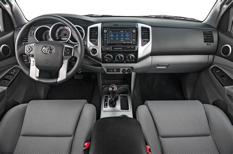 2015 toyota tacoma interior - Thomasville Toyota