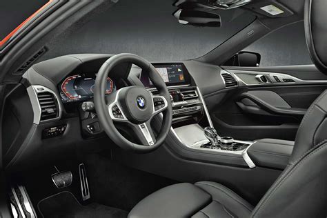 2019 BMW 8 Series Coupe debuts with 530 hp V8 - Autodevot