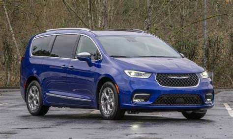 2021 Chrysler Pacifica Hybrid: Review - autoNXT.net