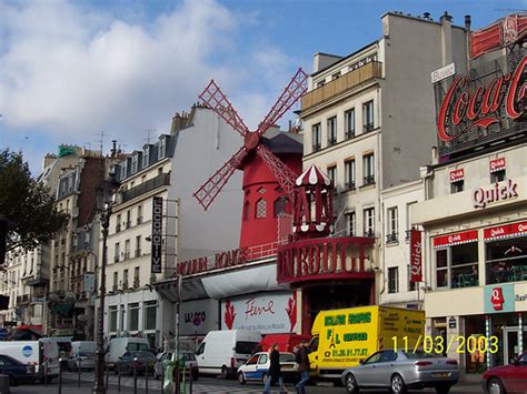 Moulin Rouge | "Red Mill" - a cabaret and a very famous tour… | Flickr