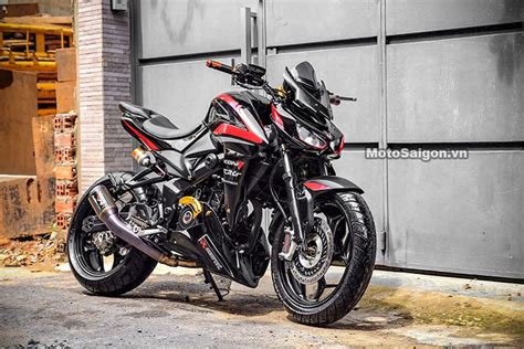 This Modified Pulsar NS200 Looks Like A Kawasaki Z1000 Superbike