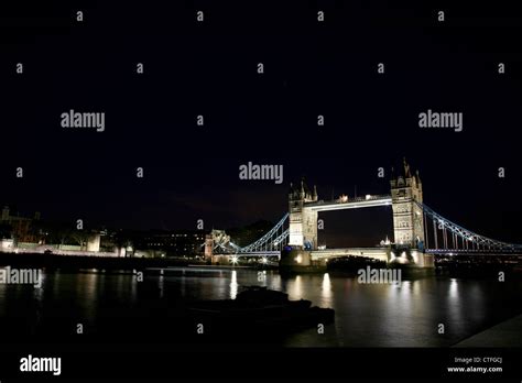 Tower Bridge at Night, London Night View Stock Photo - Alamy