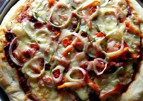 Cheddar Cheese Pizza Recipe by Slyvin Opara Sylvester - Cookpad