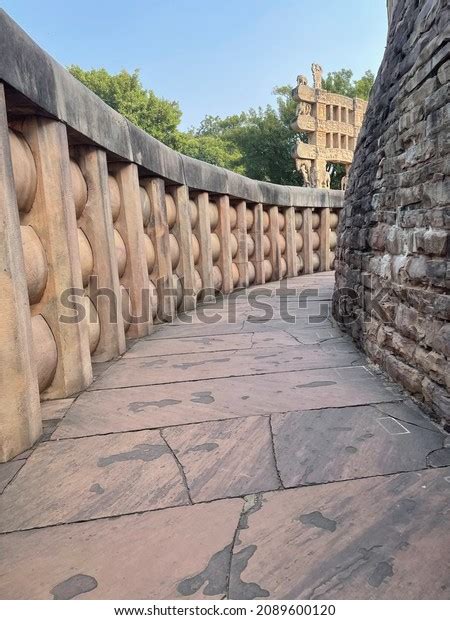 26 Inside Sanchi Stupa Images, Stock Photos & Vectors | Shutterstock