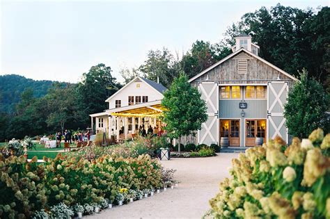 Rustic Destination Wedding Venues in the U.S.