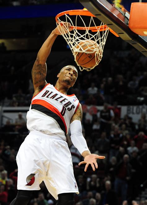 Blazers Pick Up Damian Lillard's Fourth Year Option, Will Wait On Other Options - Blazer Banter