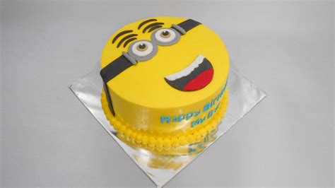 Simple Minion Birthday Cake