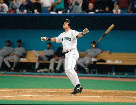 Edgar Martinez, legendary Mariners DH, overcomes odds to make Baseball ...