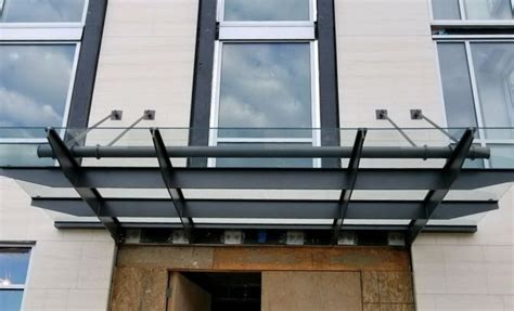 Glass Canopy for Premier Office Building