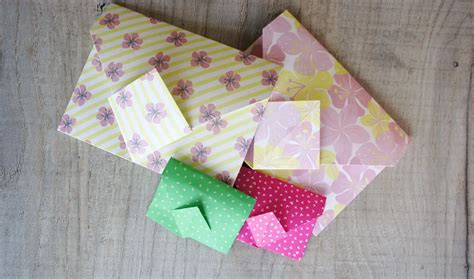 How to Make a Cute Origami Envelope with no Tape or Glue