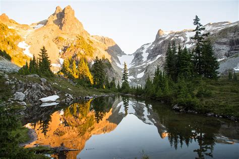 Sunset in the Alpine Lakes Wilderness of Washington [OC] (3200x2136 ...