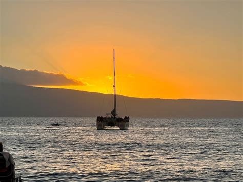 7 Best Sunset Cruises in Waikiki, Oahu (2024) - Destination Checkoff