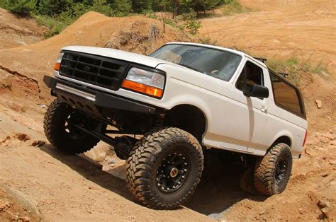 1995 Ford Bronco Coyote-powered Off-road Classic