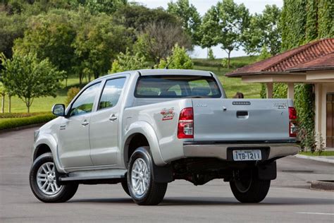 Toyota Hilux 2014: fotos e especificações das versões