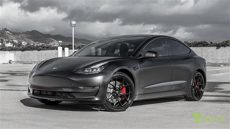 Tesla Model 3 Performance Black - How Car Specs