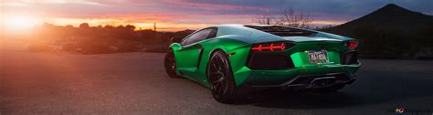 Green lamborghini aventador 4K wallpaper download