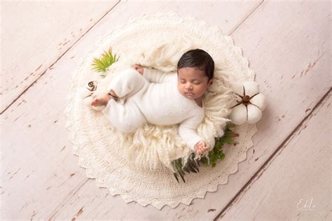 How to create inspiring photos for newborn boys | Edita Photography