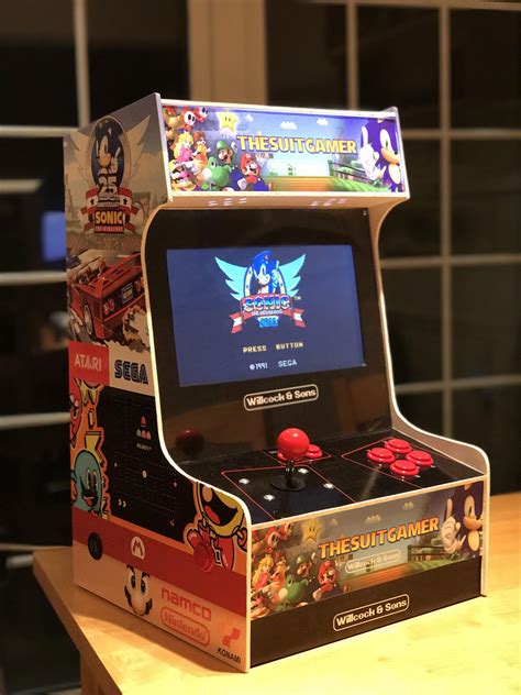 Mini arcade machine