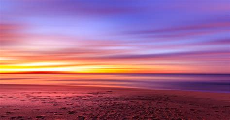 2932x2932 Purple Sky Beach Sunset Sand Footprints Ipad Pro Retina ...