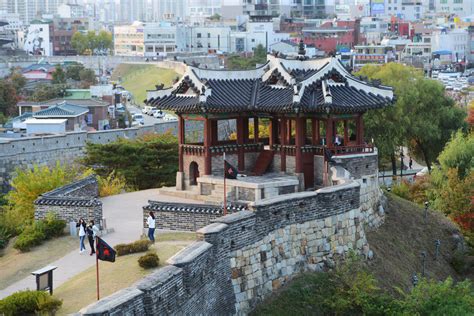 Suwon Hwaseong Fortress, The World Heritage: Suwon Hwaseong Fortress (UNESCO World Heritage)