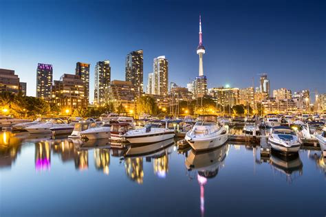 The Best Things to See and Do in Toronto, Canada