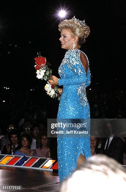 57 Gretchen Carlson Miss America Photos & High Res Pictures - Getty Images