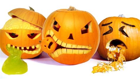 10 Awesome Halloween Pumpkin Carving Ideas - YouTube