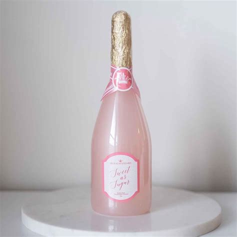 Champagne Bubble Bath – A Little Bird Boutique