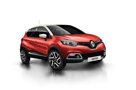 Renault Captur Gets Flame Red Paint and Extended Grip System ...