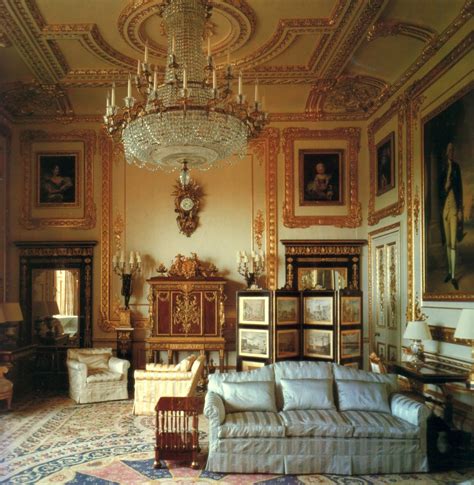 windsor castle state apartments - Google Search Windsor Castle Interior, Palace Interior ...