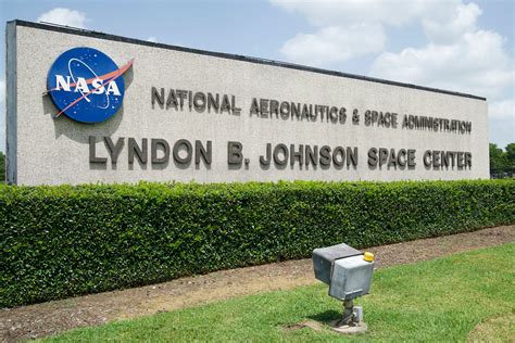 Johnson Space Center Nasa - Dacie Maisie