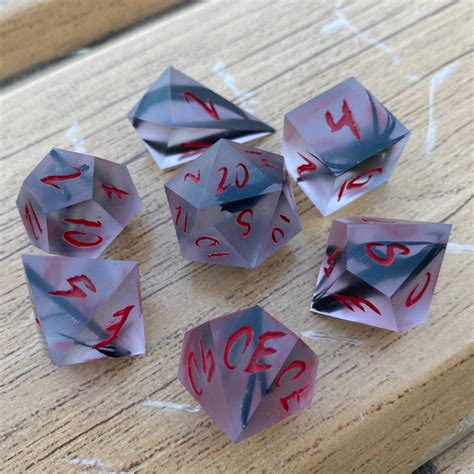 Handmade custom dice set for Dungeons and Dragons | Fantasy Minis