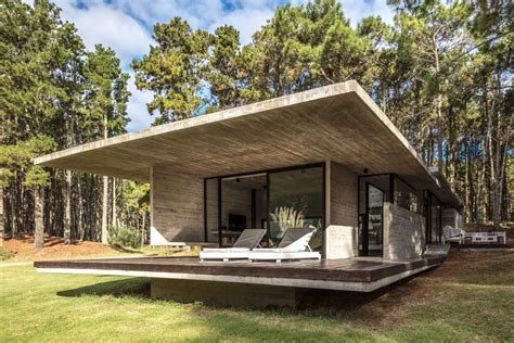 Concrete summer home brings raw modernism to the forest - Curbed