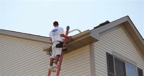 Seamless Gutter Installation & Gutter Repair, Downspouts Installation | Rain Master