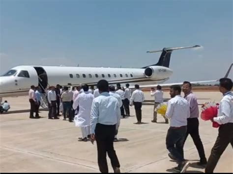 CM Bhupesh Baghel and TS Singhdev reached Darima Airport by jet plane, said- will ask for ...