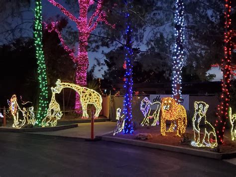 ZooLights! It's Amazing Christmas Lights at the Phoenix Zoo. - Phoenix With Kids