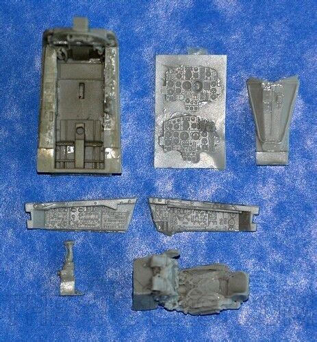 MiG-25 cockpit detail set