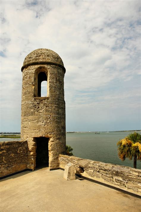 File:Belltower of the Castillo de San Marcos fort - St Augustine ...