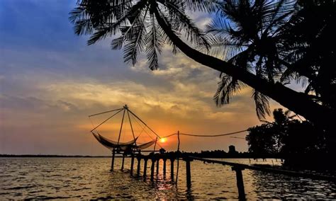 Top 10 Tourist Places In Ernakulam For One Day Trip - Tourld