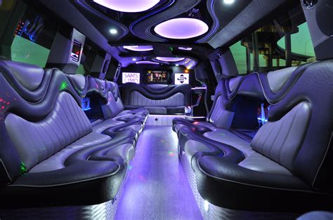 Luxury Stretch SUV Limousine Rental Houston | Sam's Limousine & Transportation, Inc.