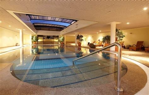 Pools | Porto Mare Madeira | PortoBay Hotels & Resorts