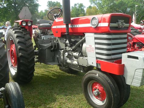 Nicks Antique Farm Tractors | Antique Tractors and Machinery Blog