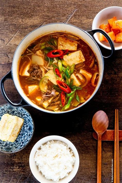 Korean Soybean Paste Soup (Doenjang Guk) - My Korean Kitchen